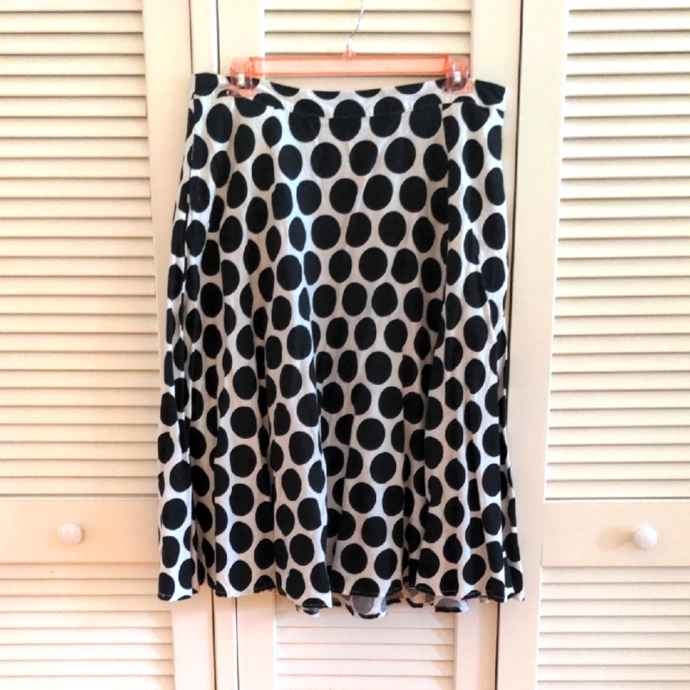 Black and White Polka Dot Skirt